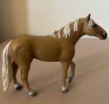Schleich 13618 Palomino Hengst