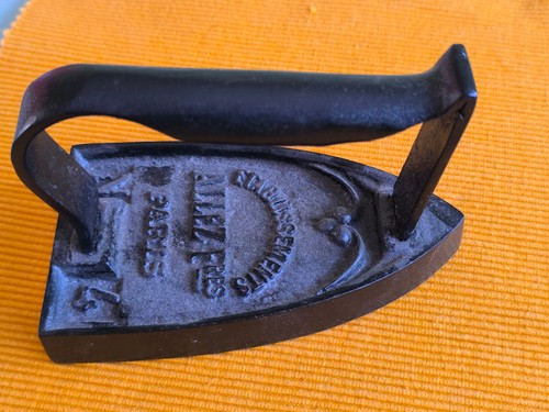 Antikes bügeleisen - antikes,