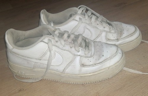 Spendenauktion nike air - 🌿,