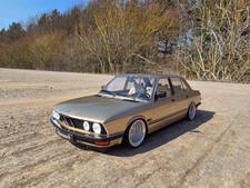 1:18 BMW 528i E28 Tiefer