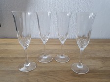 4 geschliffene Sektgläser