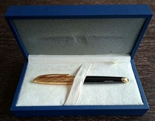 Füllfederhalter Füller