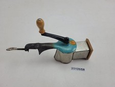 Nussreibe Käsereibe mit Tischzwinge WSM Klingenthal Antik Vintage #2512058