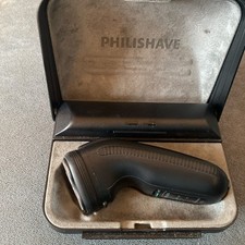 PHILIPS Philishave  Rasierer Trockenrasierer mit Tasche aus Nachlass wenig benut