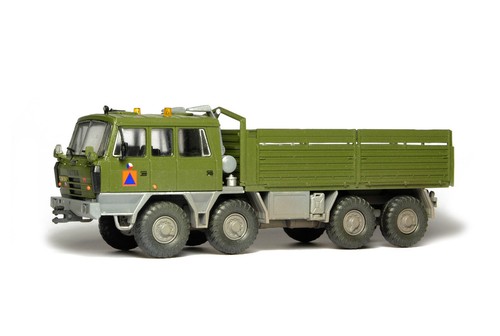 Tatra 815