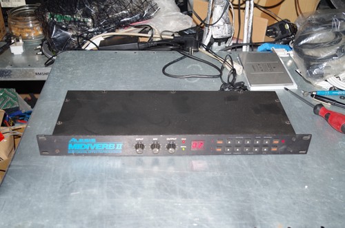 Alesis midiverb - alesis,