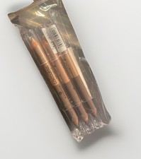 essence 3 x CONTOURING EYE