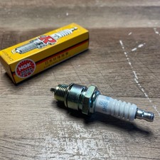 NGK BPR6HS-10 Zündkerze spark