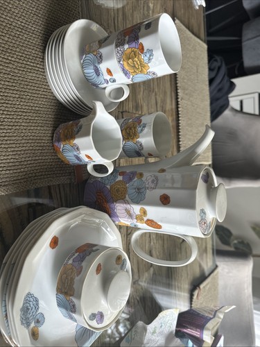 Porzellangeschirr set - set,