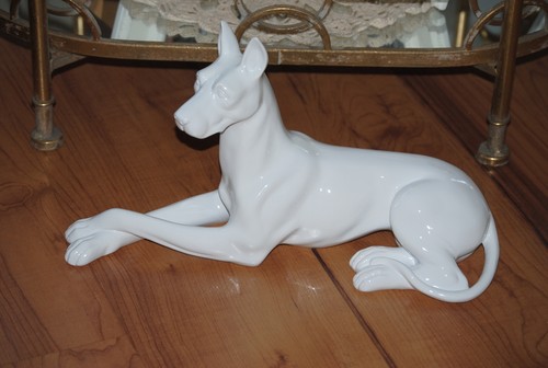 Edel figur dogge hund liegend - figur,