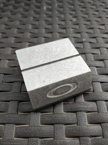 Oakley metal solid aluminium - oakley, x