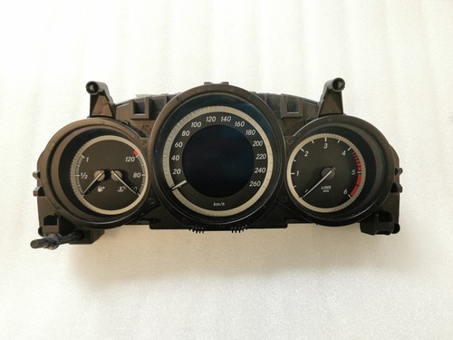 Mercedes w204 c180 cdi - mercedes,