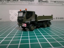 Iveco Trakker 6x6 Baukipper-LKW "Schweizer Armee"