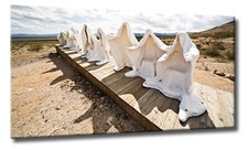 Leinwand Bild USA Ghost Town Geister Skulptur Menschen