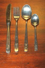 *Auerhahn, Kinder Besteck, 90er Silber, 4 teilig, 60er jahre, Gravur.*