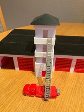 Lego Modellauto - Bedford Feuerwehrwagen Drehleiter - Rot - 1:87 Alt und rar