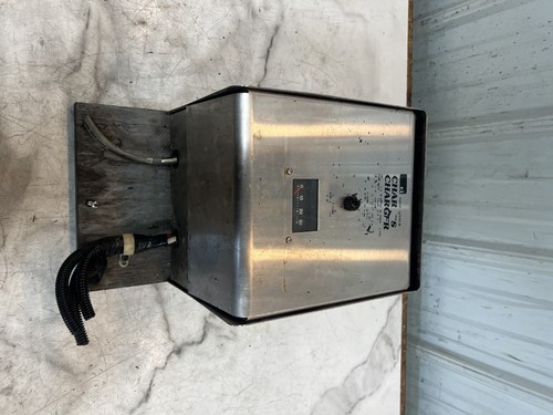 Chris craft commander 336 - 85,