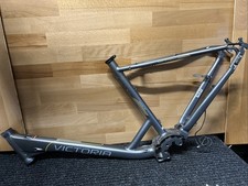 28"  Victoria Le Mans Bosch