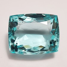 70 kt Aquamarin Kissenschliff