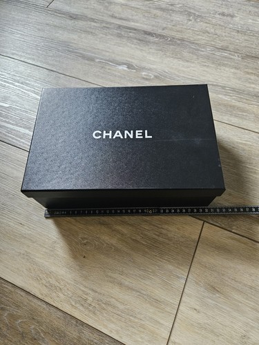 Chanel 30x20x10cm karton - ,