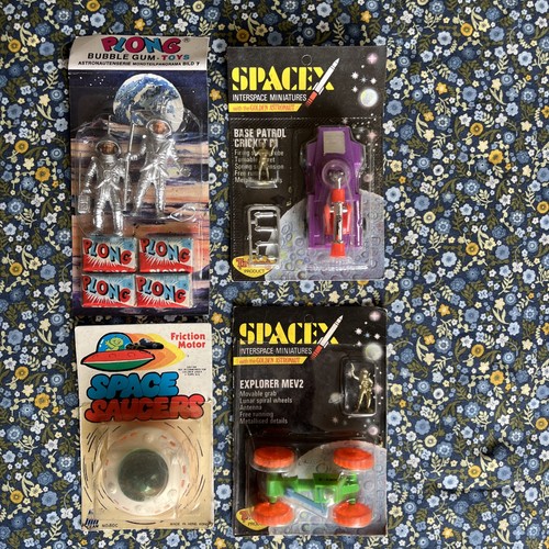 Ufo space toy roboter - /, /