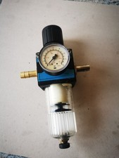 Drucklufteinheit / Wartungseinheit Druckluftregler mit 2 Anschlüssen 