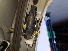 8200735227 door lock from left