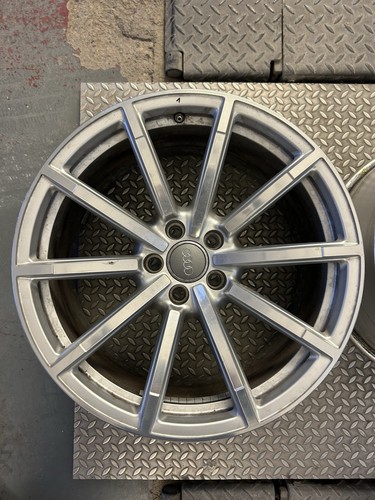 Original audi felgen 9x19 - 4, rs