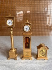 3 Miniaturuhren Vintage Messing Standuhr/Tischuhr Quartz, Delcona Konvolut