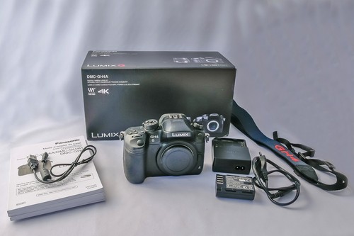 Panasonic lumix gh4 0mp - lumix,
