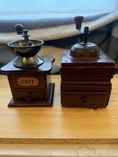 Kaffeemühlen aus Holz