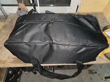 Futterboot mit GPS und Ersatzteilen, Akku, Fernbedienung