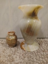 2 x ONYX. Marmor Vasen