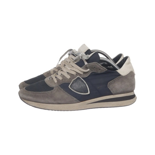 Philippe model - philippe,