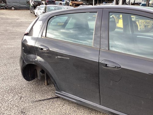 Tür rechts hinten - fiat, punto