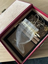 Schmuck Schatulle Dachboden Fund | Zwei St. 333 Gold | Brosche Ohrringe Modesch?