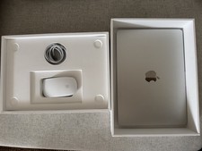 Apple MacBook Air M2 – 13.6"