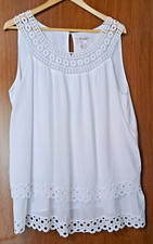 D4 - Linea Tesini Tunika weiß NEU Gr. 46 ohne Ärmel mit Spitzendesign