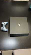 Sony PlayStation 4 Pro 1 TB Schwarz Guter Zustand Inkl. Controller
