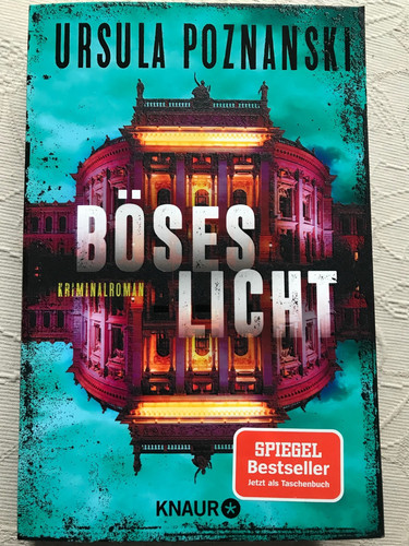 Böses licht ursula - licht, |