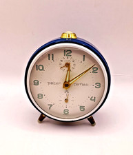 Alte Tischuhr Wecker PETER