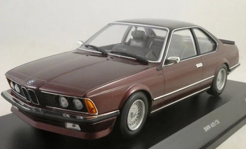 Minichamps 1982 roter bmw - -,