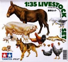 35128 Tamiya 1:35 Diorama-Set Haustiere (18), Modellbausatz unbemalt, GMK