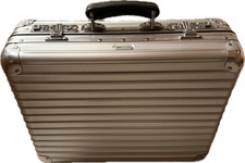 Rimowa Attaché Classic