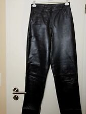 Authentic clothing, Leder