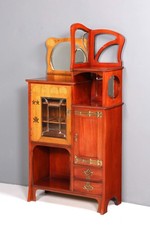 Filigraner Jugendstil Schrank