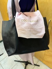 Coccinelle Delta Soft Shopper schwarz mit Innenmäppchen u. Staubbeutel