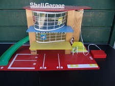 Altes Antik Shell Vintage Spielzeug Auto Fahrzeug Parkhaus Garage Sio 80er Jahre