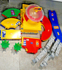 Wader-53040 - 35 Teilige Parkhaus Garage aus Dachbodenfund