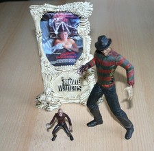 Nightmare Freddy Krueger MOVIE MANIACS McFarlane FIGUR figure + Aufsteller TOP !